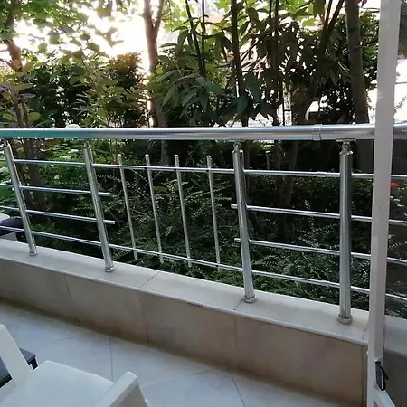 Sirakovi 아파트 *