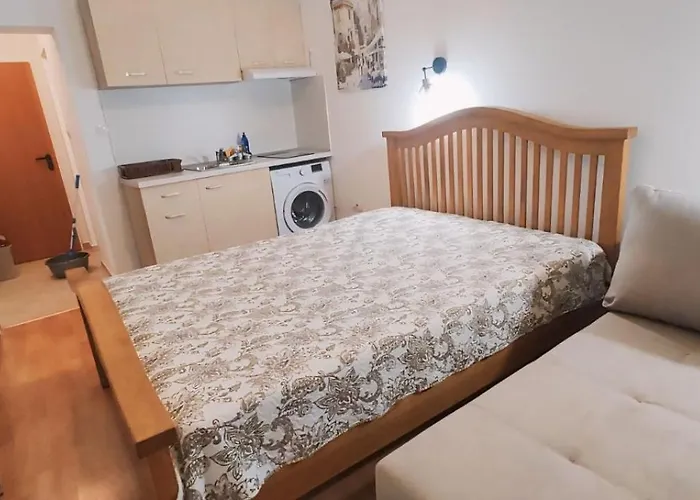 Апартамент Sirakovi Сарафово